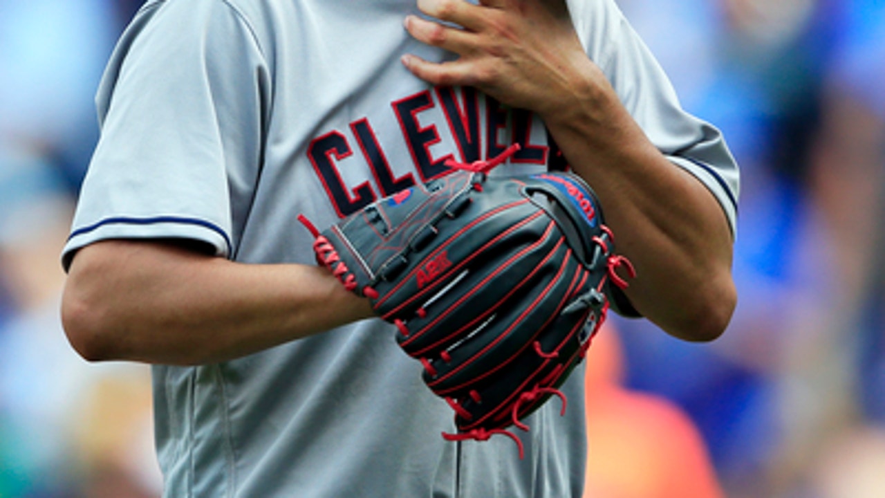 Hammel solid as Royals hammer Carrasco, Indians 12-5 (Jun 03, 2017)